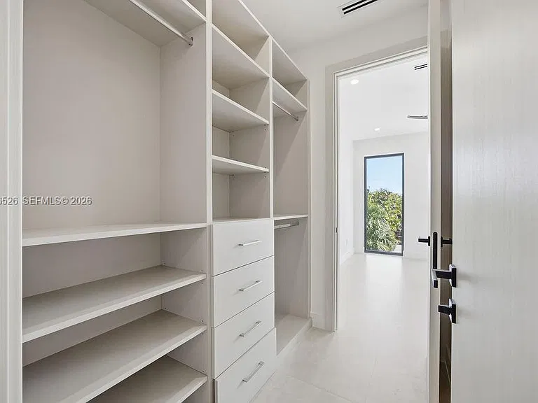 1337 NE 13th Ave #1337 — Photo 39