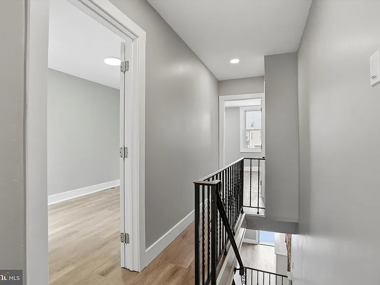 3185 Agate St — Photo 14