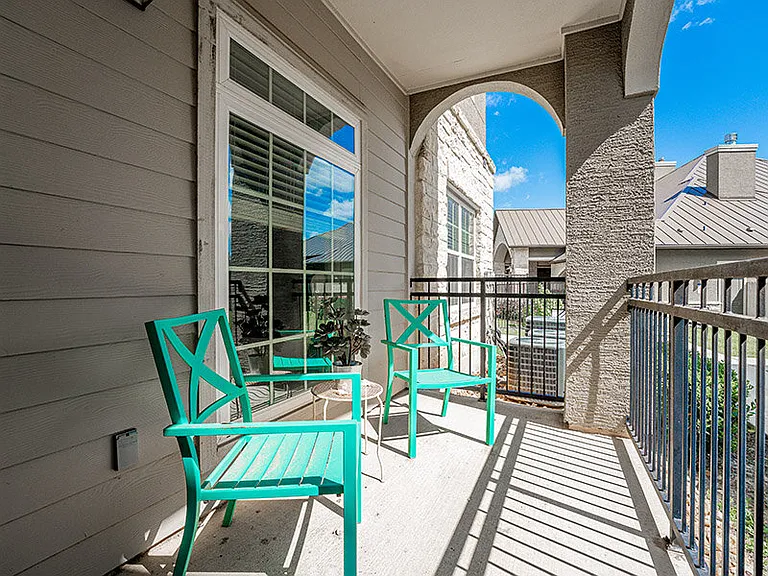 Cascadia Apartments — Photo 40