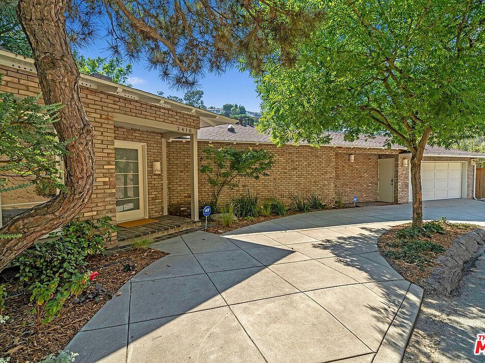 2410 Nichols Canyon Rd, Los Angeles, CA 90046 | Zillow