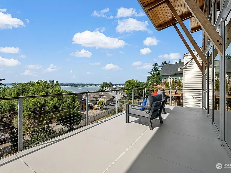 222 S Forest St — Photo 12