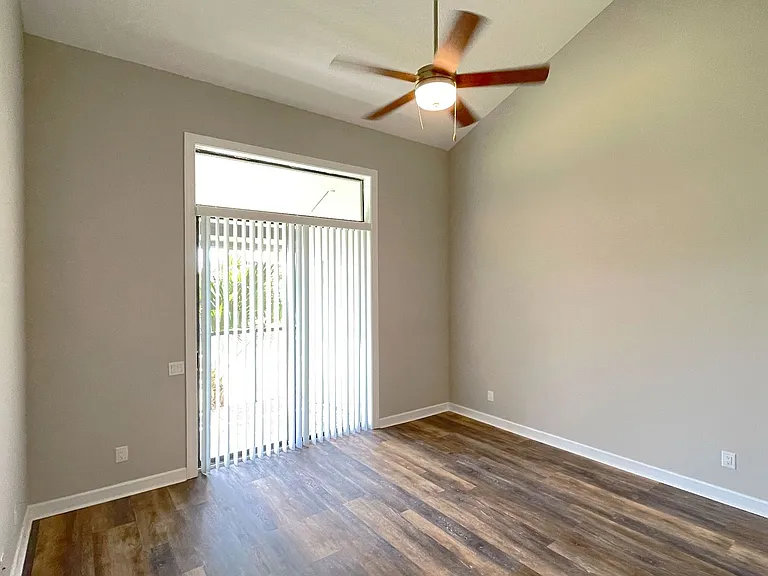 415 Laurel Cove Way — Photo 6