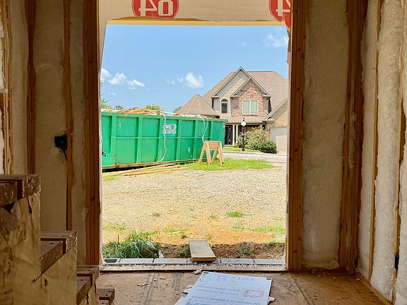 2nd image of 1724 Ritz Way #8