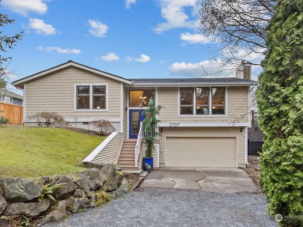 3707 52nd Avenue SW, Seattle, WA 98116