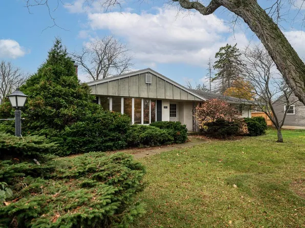 3221 3 Mile ROAD, Racine, WI 53404