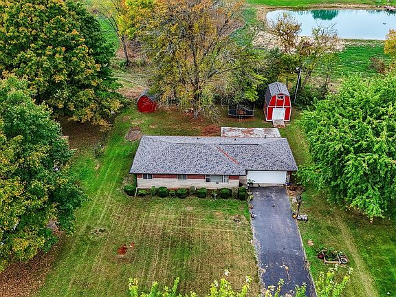 5th image of 6144 Irwin St