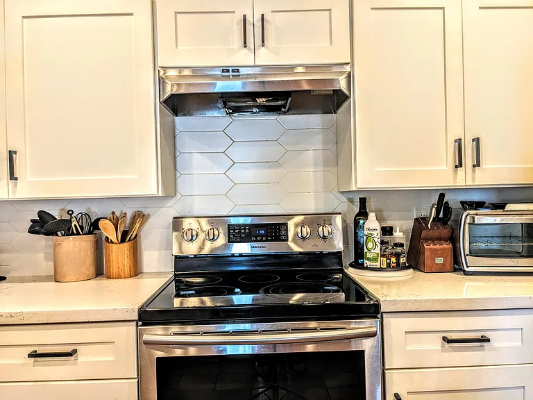 7662 E Minnezona Ave — Photo 6