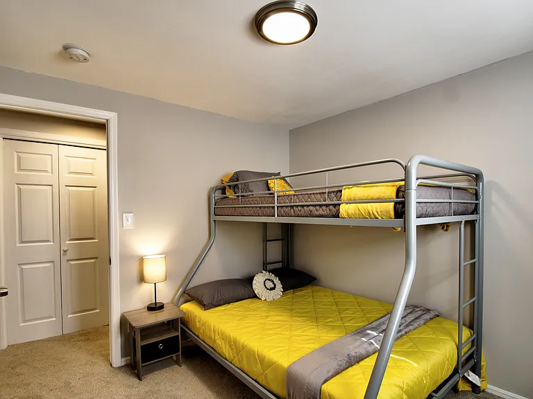 401 E Fort Worth St — Photo 18