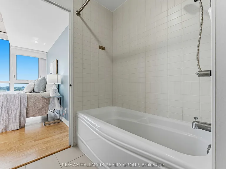 324 Laurier Ave W #2110 — Photo 25