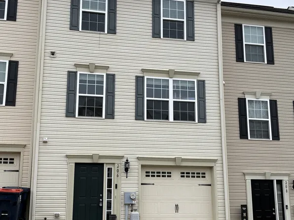 206 Tournament Cir, North East, MD 21901