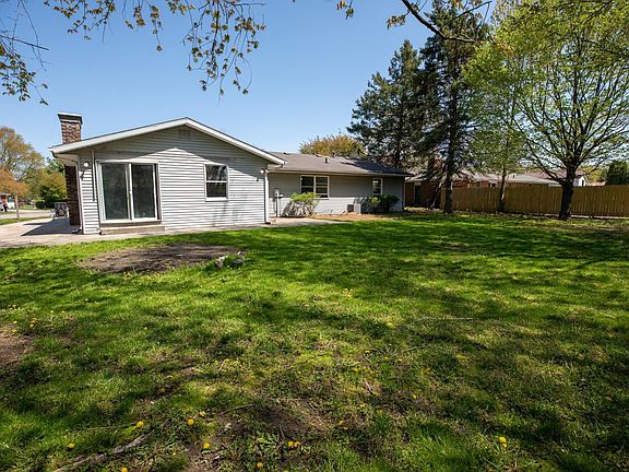 2nd image of 25578 Thornberry Ct
