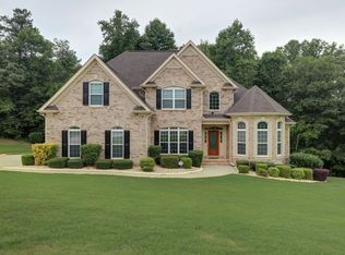 5710 Toccoa Dr, Douglasville, GA 30135