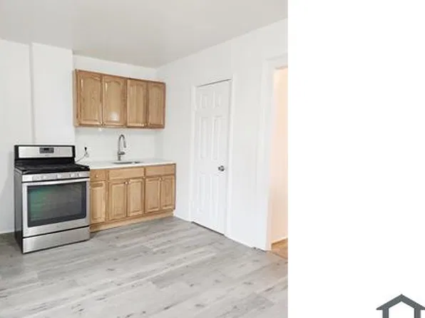202 Harral Ave #B, Bridgeport, CT 06604