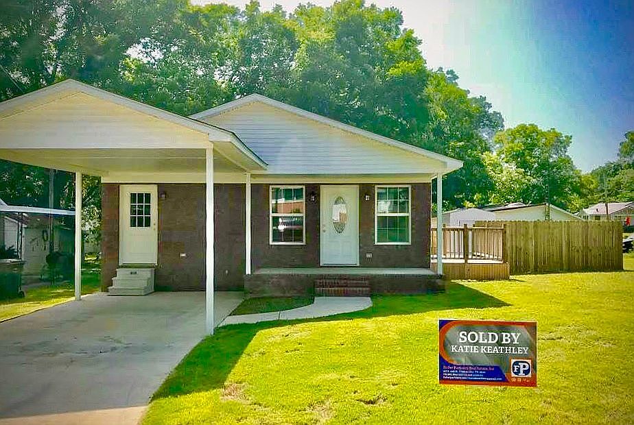 209 S College St, Troy, TN 38260 Zillow