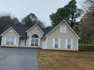 4038 River Elan Dr, Gainesville, GA 30507