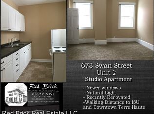 673 Swan St APT 2, Terre Haute, IN 47807