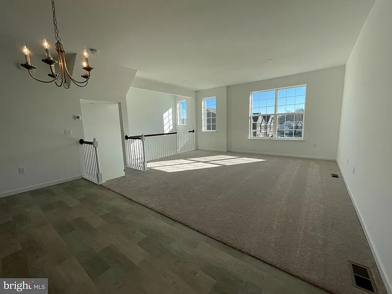 1870 Shady Ln #337 — Photo 33