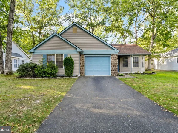 521 Petunia Ln N, Manchester Township, NJ 08759