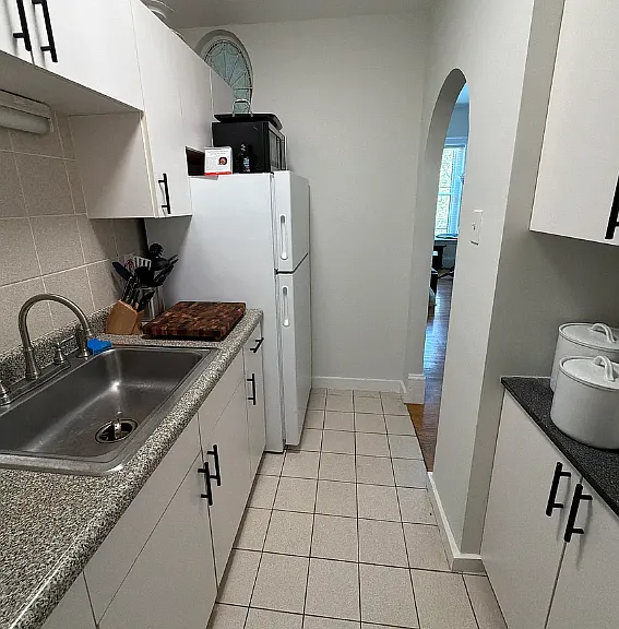 247 Beacon St #3F — Photo 12
