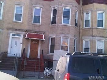 1st image of 410 E 31st St
