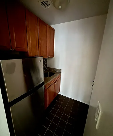 155 E 30th St #4C — Photo 5