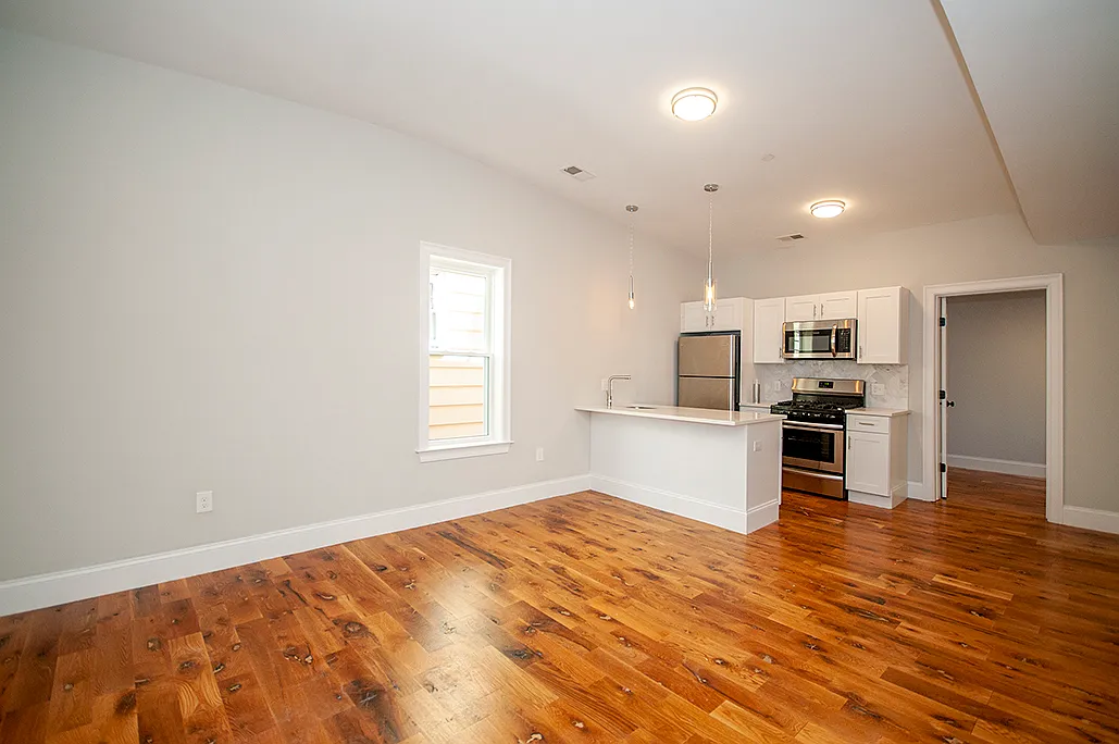 Building Photo - 205 Marion St #2