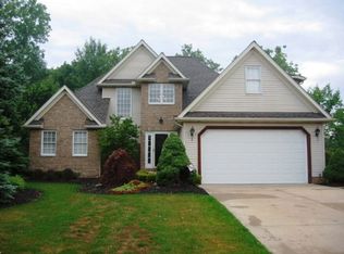 6000 Sea Pines Dr, Mentor, OH 44060