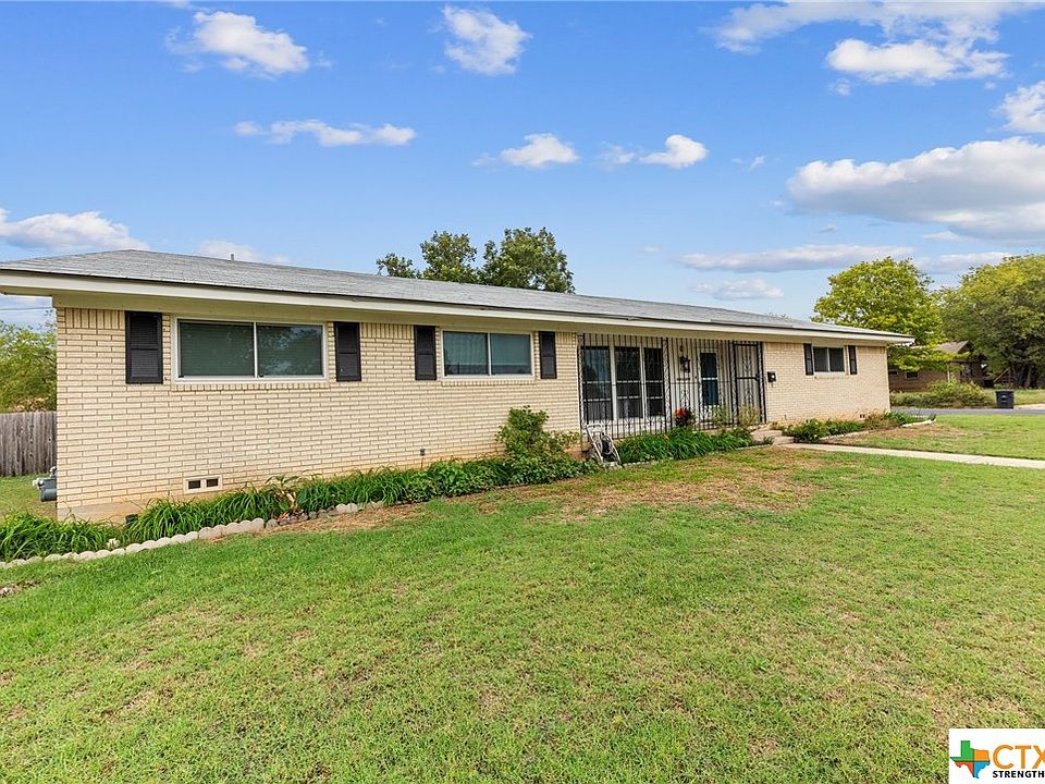 1st image of 1407 Cedar Dr