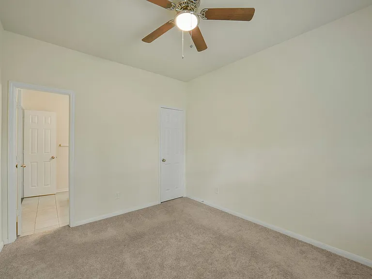 10502 Chestnut Path Way — Photo 18