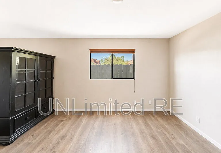 540 Panorama Blvd #B — Photo 8