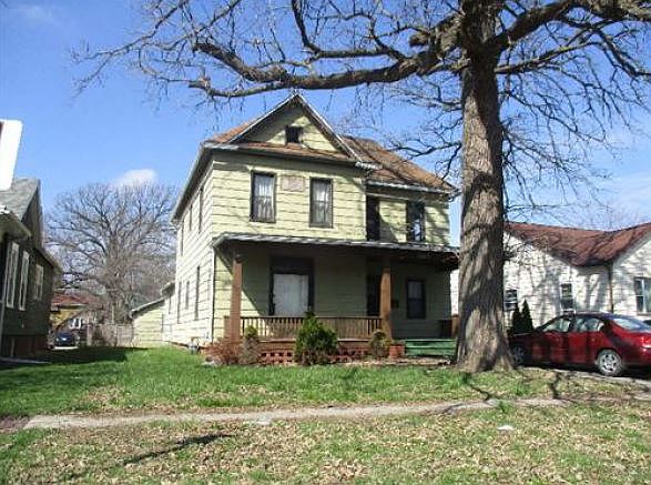 1st image of 310 S Sterling St