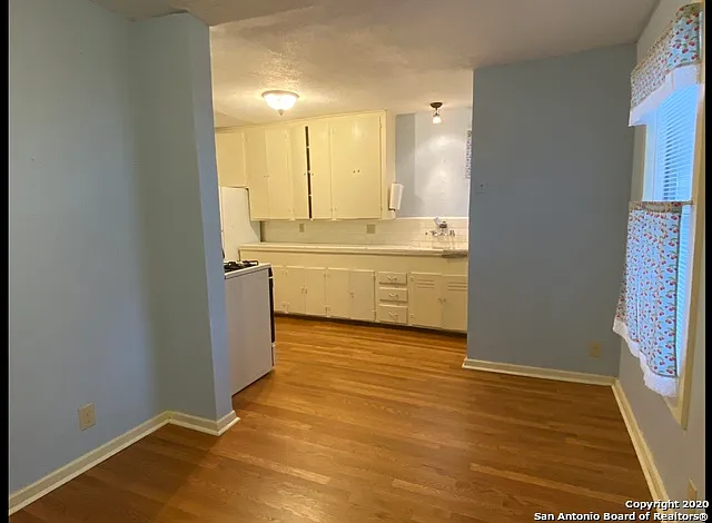 1130 Sims Ave — Photo 7