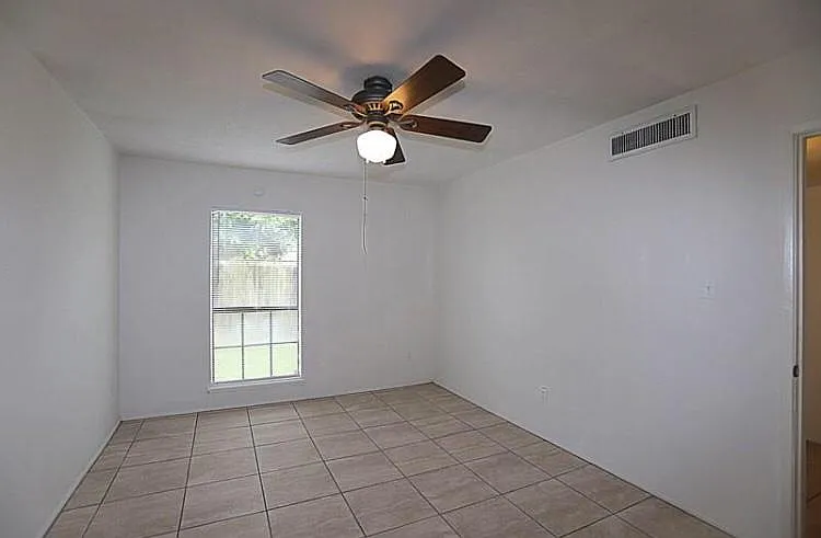17223 Wagganner Dr — Photo 6