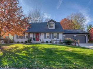 107 Cheltenham Dr, Normal, IL 61761