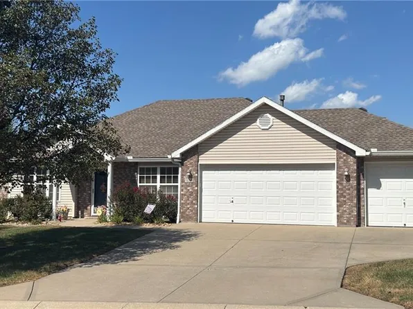 113 SE Sun Garden St, Blue Springs, MO 64064