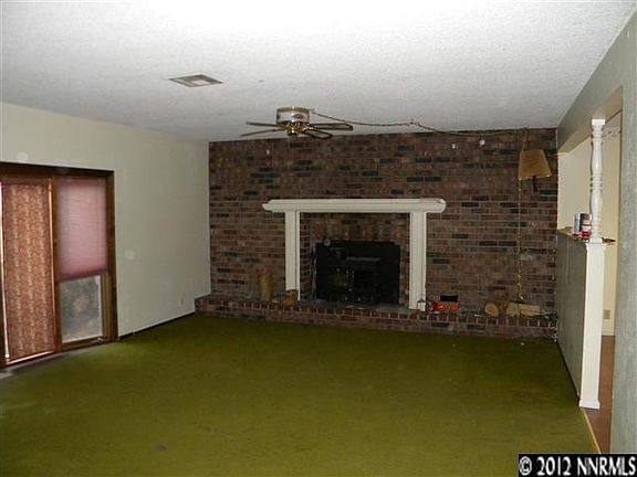 4th image of 33 Mackenzie Ln