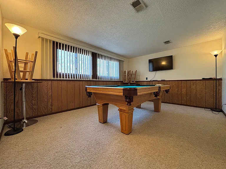 4285 Evergreen Dr — Photo 38