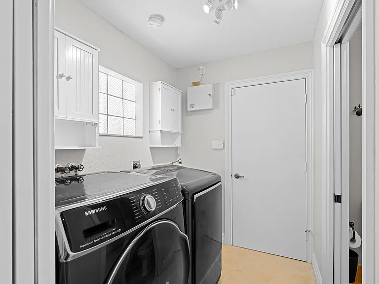 7598 Fairway Trl — Photo 17