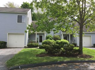 31 Highview Rd, Hopewell Junction, NY 12533