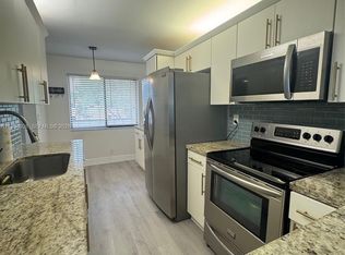 Racquet Club Apartments, Fort Lauderdale, FL 33326