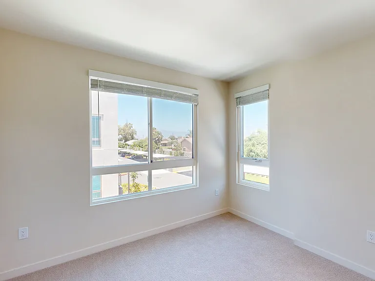 North Grove — Photo 304