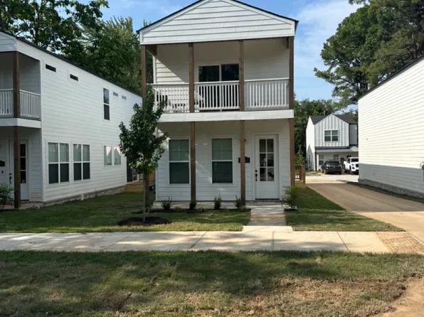 1278 W Hendrix St, Fayetteville, AR 72703
