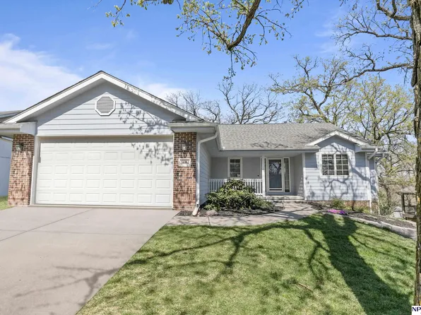 3604 Fairway Dr, Plattsmouth, NE 68048