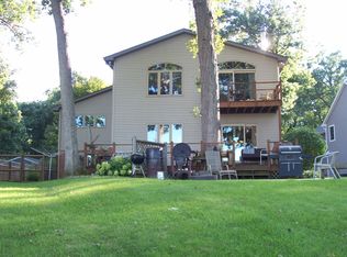 7996 Greenfield Shores Dr, Scotts, MI 49088