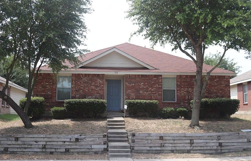 1st image of 710 Grambling Dr