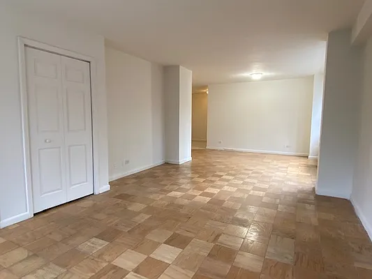 Rented by REAL New York | media 5