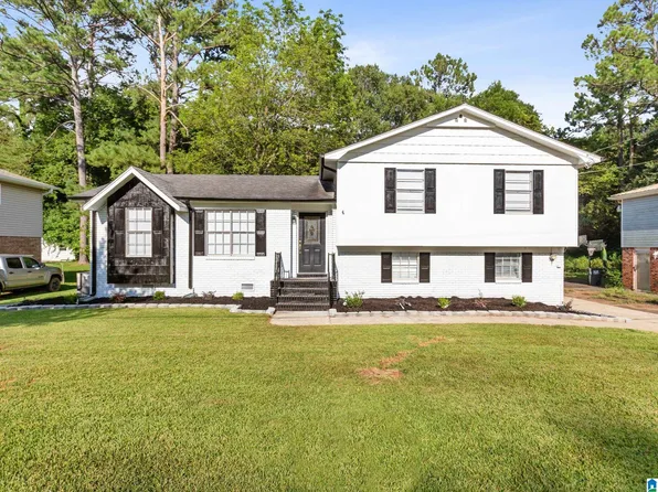 2707 Novel Dr, Bessemer, AL 35023