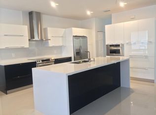 11284 NW 46th Ln, Doral, FL 33178