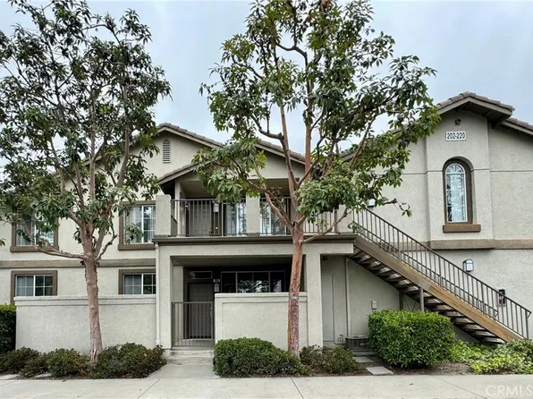 202 Chaumont Cir, Foothill Ranch, CA 92610