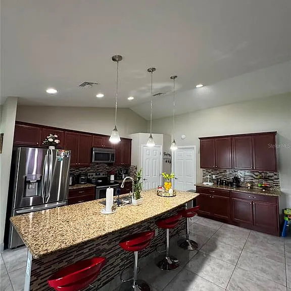 9938 SW 39th Ter — Photo 4